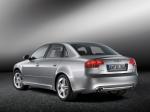 Audi A4 2.0T S-Line Sedan 2004 года